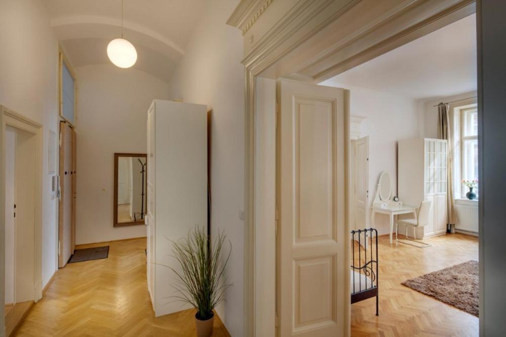 Kaprova - Old Town Apartament